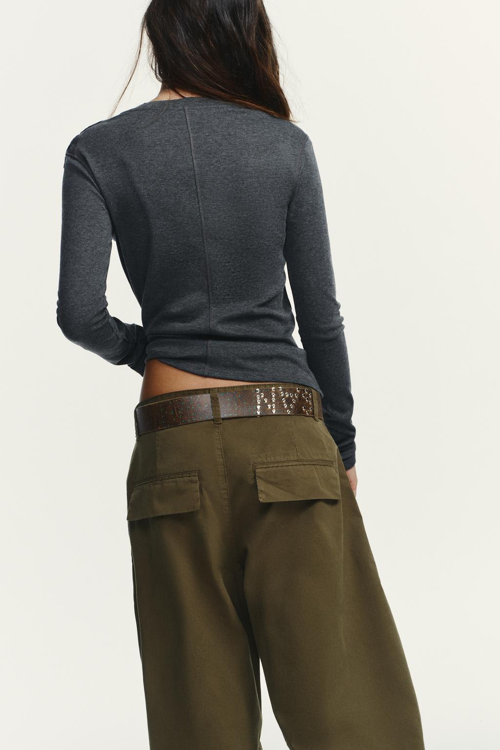 ФУТБОЛКА С ЦВЕТАМИ СПЕРЕДИ