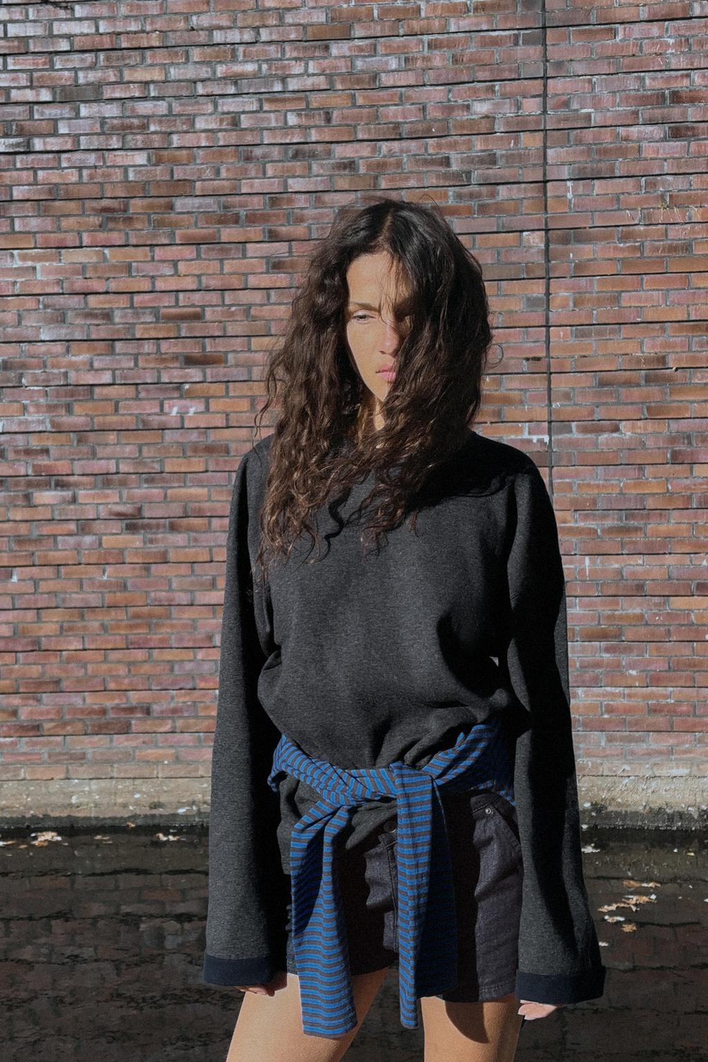 ФУТБОЛКА ОВЕРСАЙЗ С ДЛИННЫМИ РУКАВАМИ