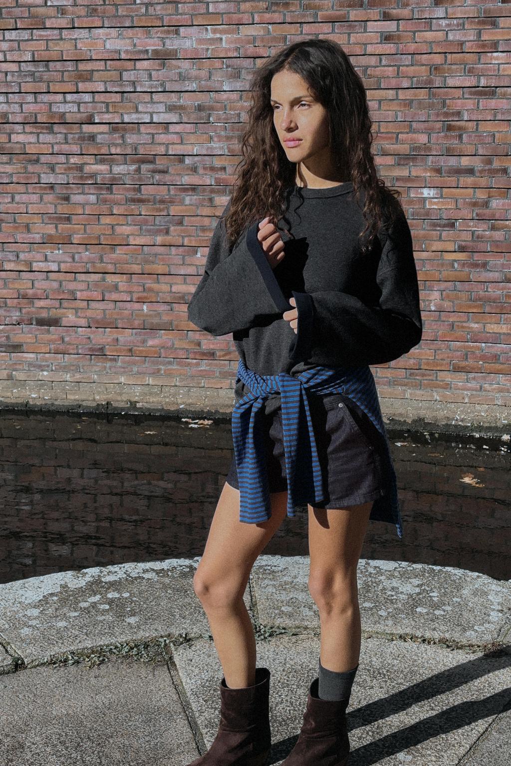 ФУТБОЛКА ОВЕРСАЙЗ С ДЛИННЫМИ РУКАВАМИ