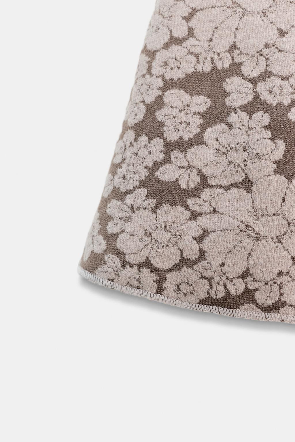 КОРОТКОЕ ЖАККАРДОВОЕ ПЛАТЬЕ