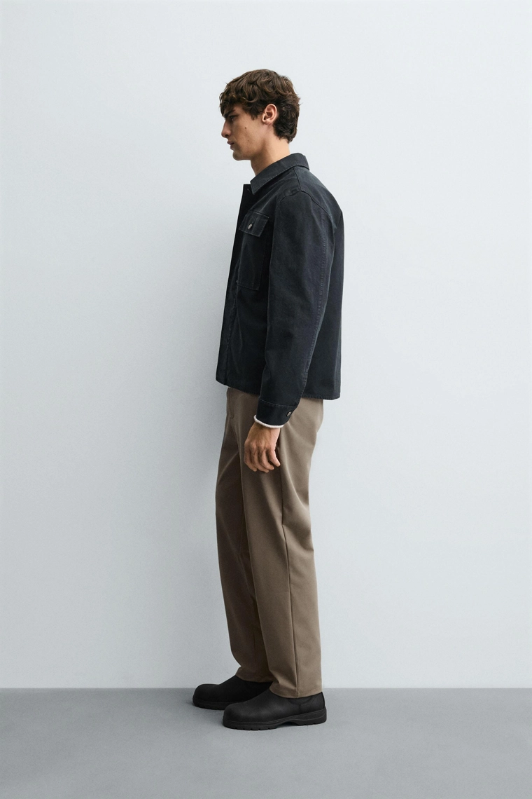 БРЮКИ ИЗ РЕЛЬЕФНОЙ ТКАНИ КОМФОРТНОГО КРОЯ