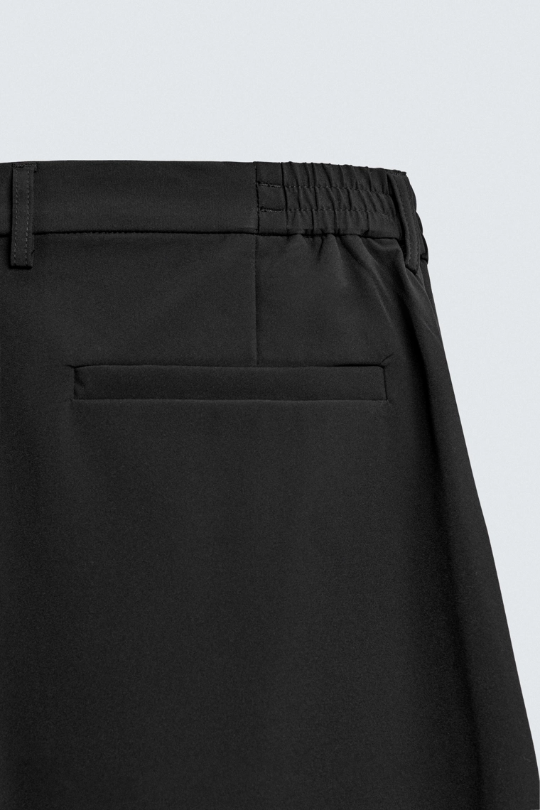 БРЮКИ ИЗ РЕЛЬЕФНОЙ ТКАНИ КОМФОРТНОГО КРОЯ