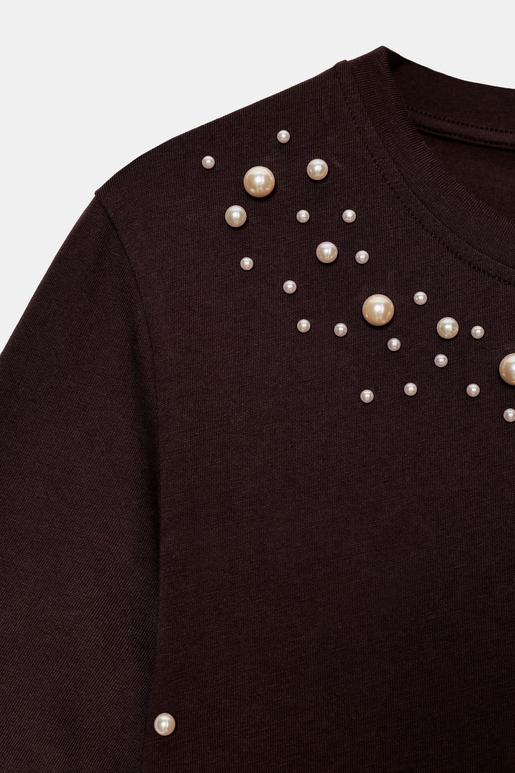 ФУТБОЛКА С БУСИНАМИ И КОРОТКИМИ РУКАВАМИ