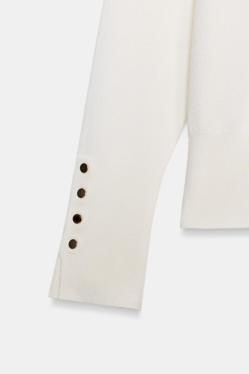 БАЗОВЫЙ ОДНОТОННЫЙ СВИТЕР