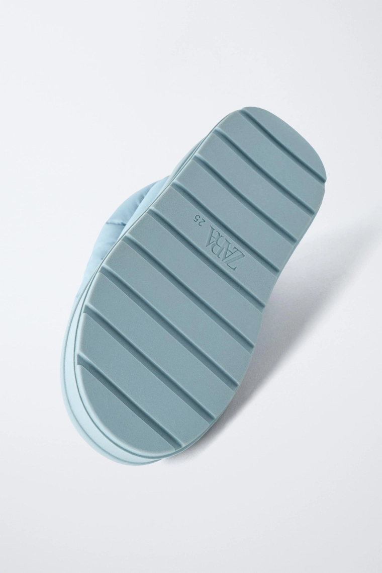 НЕЙЛОНОВЫЕ ВОДООТТАЛКИВАЮЩИЕ БОТИНКИ