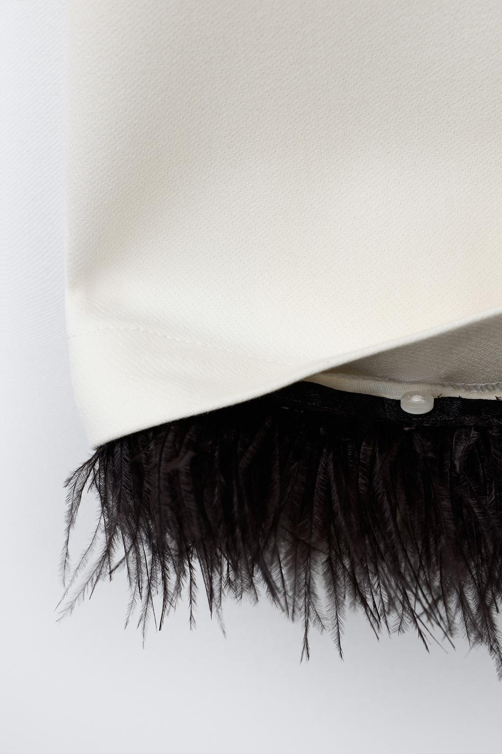 ПЛАТЬЕ СО СЪЕМНЫМИ ПЕРЬЯМИ