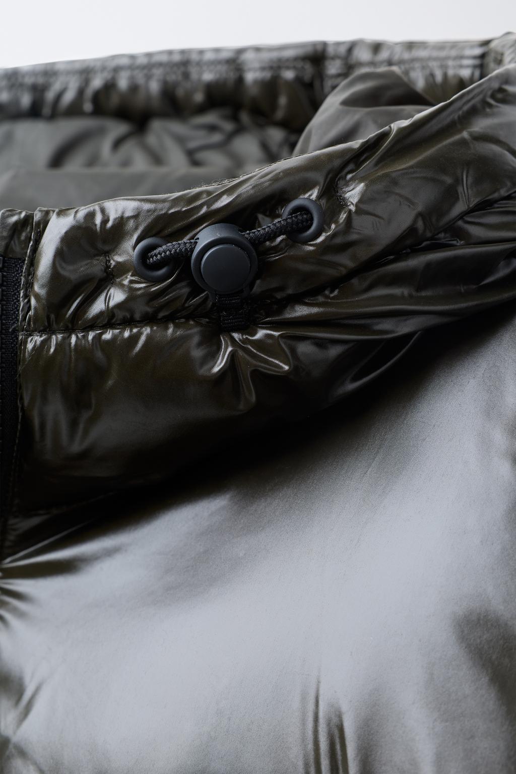 СТЕГАНОЕ ПАЛЬТО С КАПЮШОНОМ WATER REPELLENT