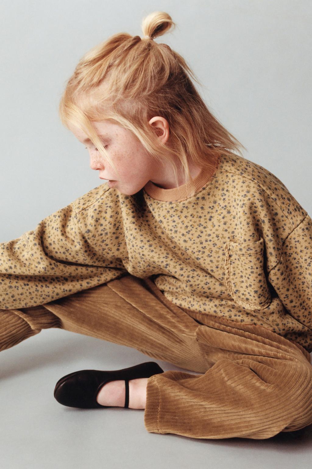 Широкие брюки из вельвета с карманами в форме сердец