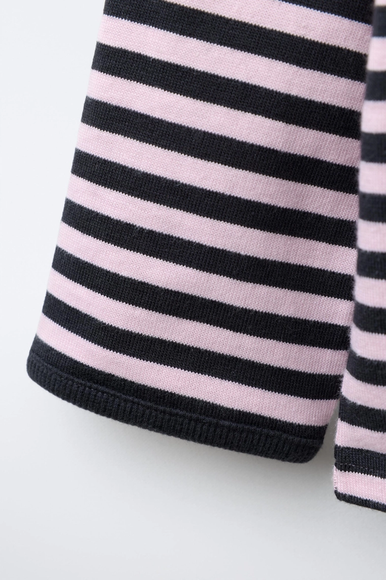 ФУТБОЛКА ИЗ ТКАНОГО МАТЕРИАЛА В ПОЛОСКУ С ВЫШИВКОЙ В ВИДЕ СЕРДЦА