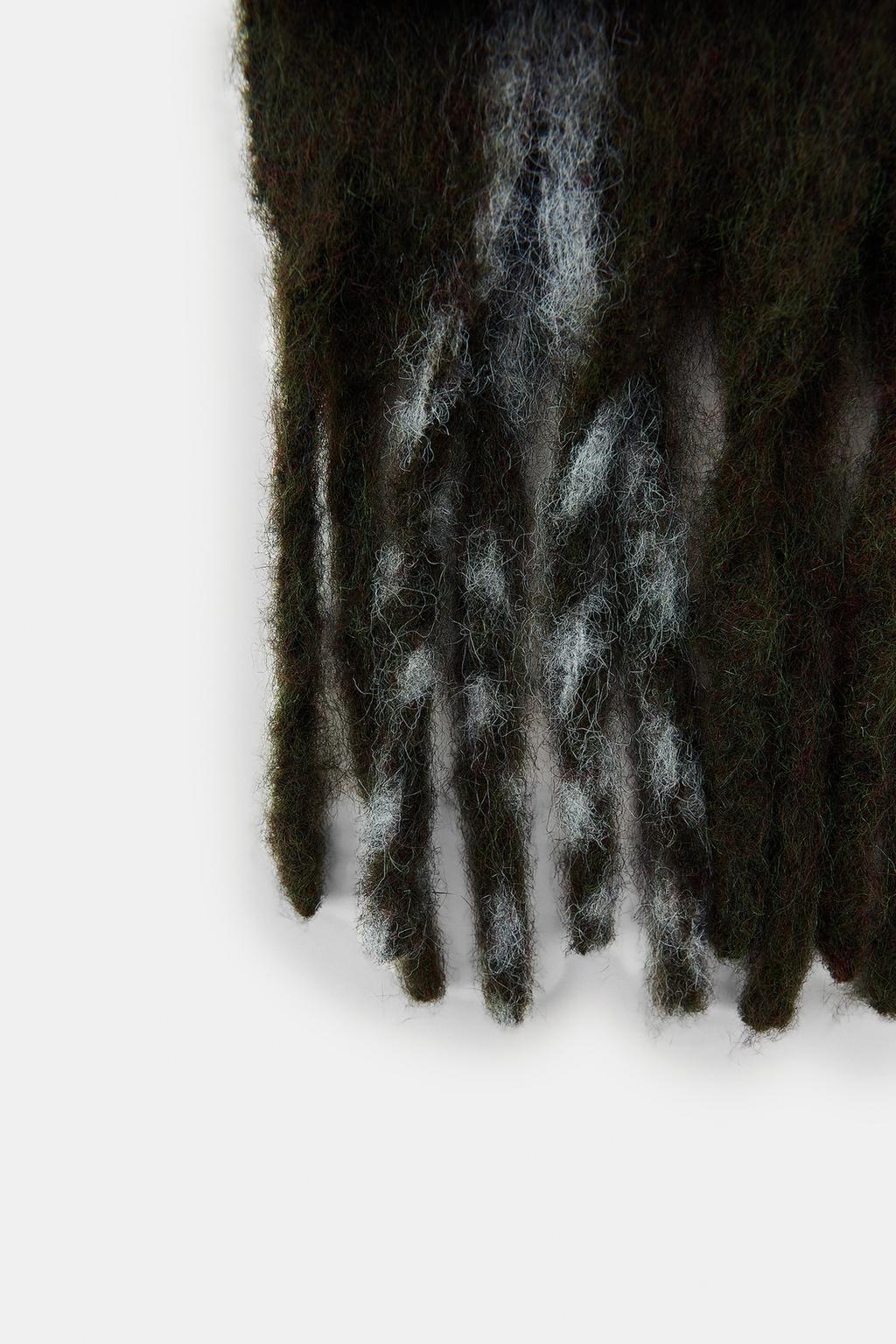 ПЛАТОК В КЛЕТКУ С БАХРОМОЙ