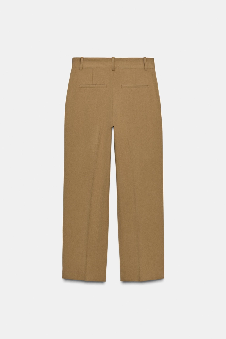 ПРЯМЫЕ БРЮКИ С ЗАЩИПАМИ