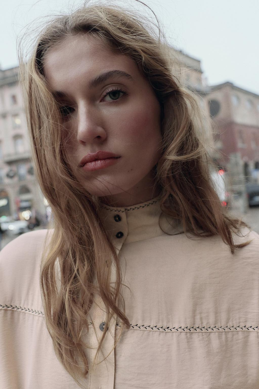 ТОП-БАЛЛОН С КОНТРАСТНОЙ ОТДЕЛКОЙ