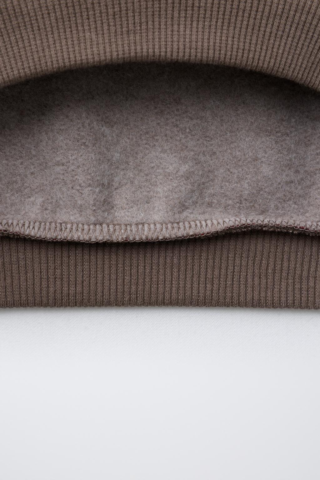 ТОЛСТОВКА В ПОЛОСКУ