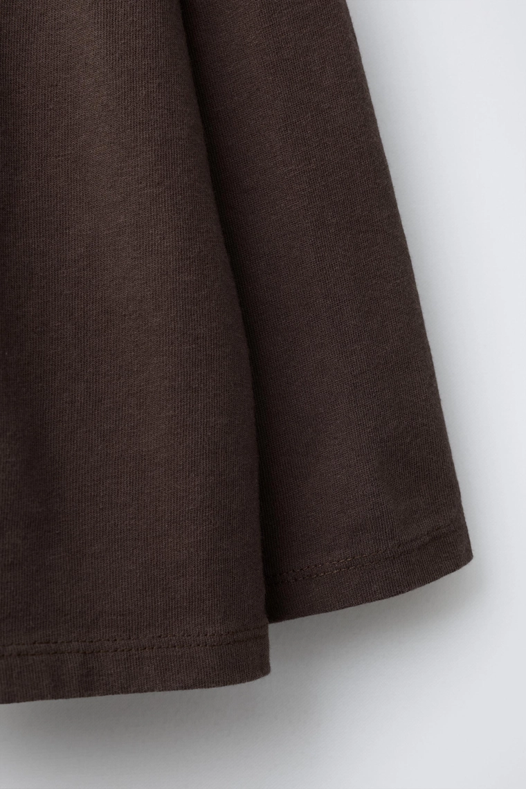 ФУТБОЛКА С НАШИВКОЙ «КАПИБАРА» ИЗ МАХРОВОЙ ТКАНИ