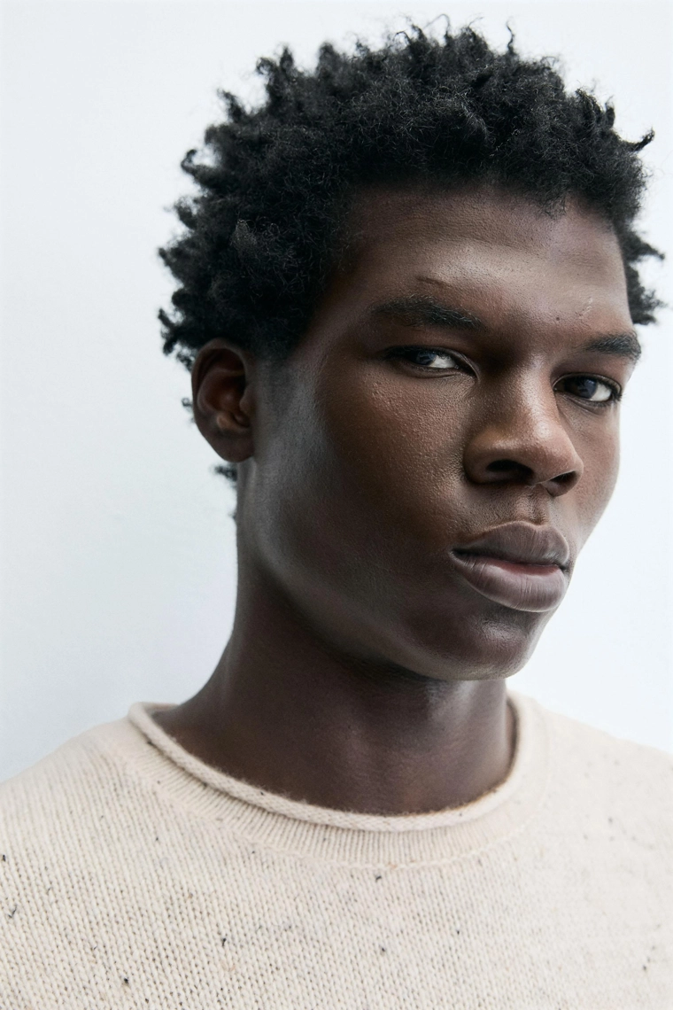 ШЕРСТЯНОЙ СВИТЕР С ПРЯЖЕЙ