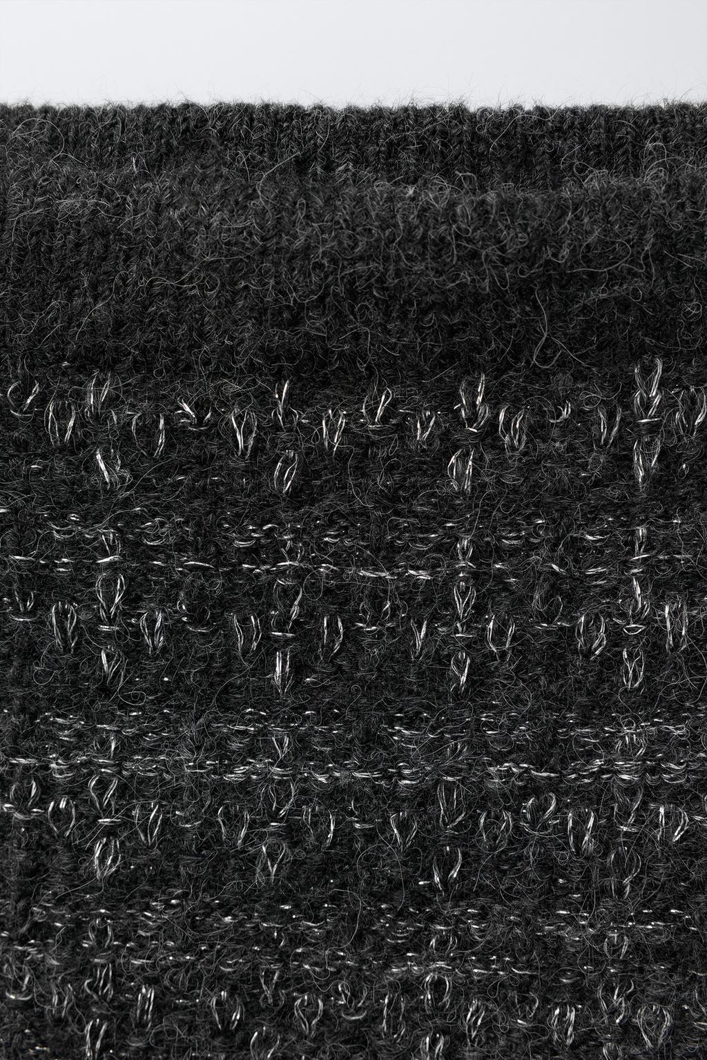 ТРИКОТАЖНАЯ ЮБКА С БЛЕСКИНКАМИ