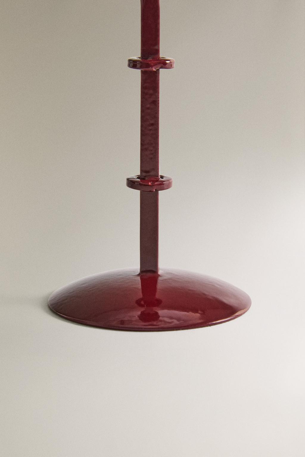 Высокий металлический рождественский подсвечник