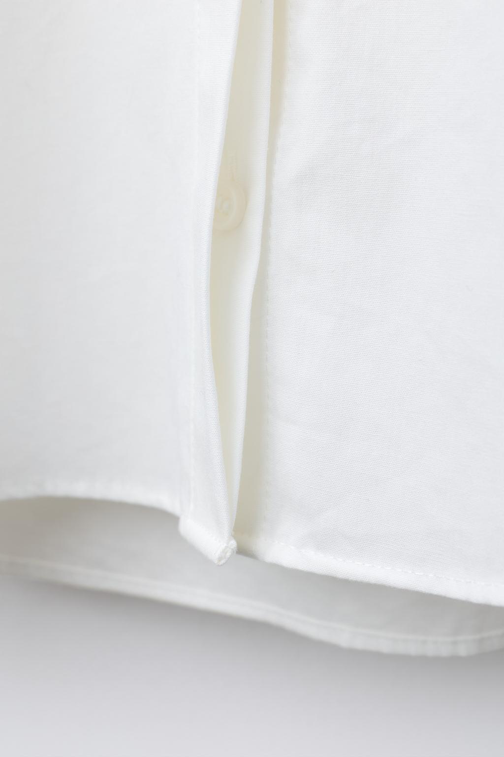 РУБАШКА С ВОРОТНИКОМ И СТРАЗАМИ