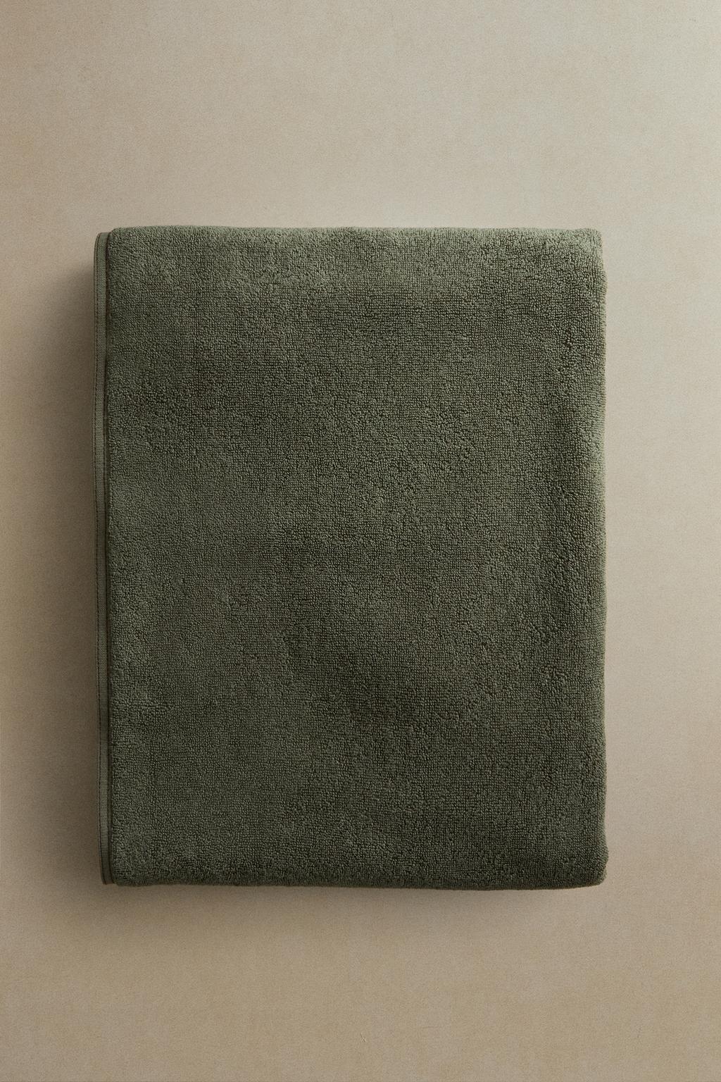 Полотенце для ванны с двойной стежкой