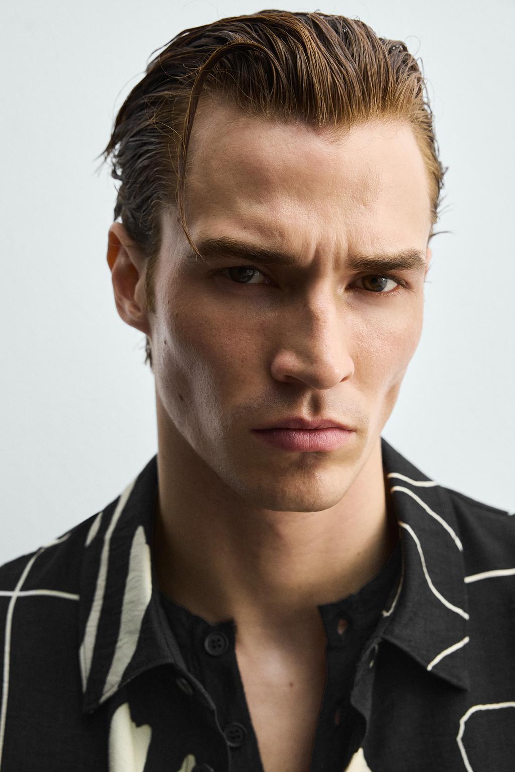 Рубашка с абстрактным принтом