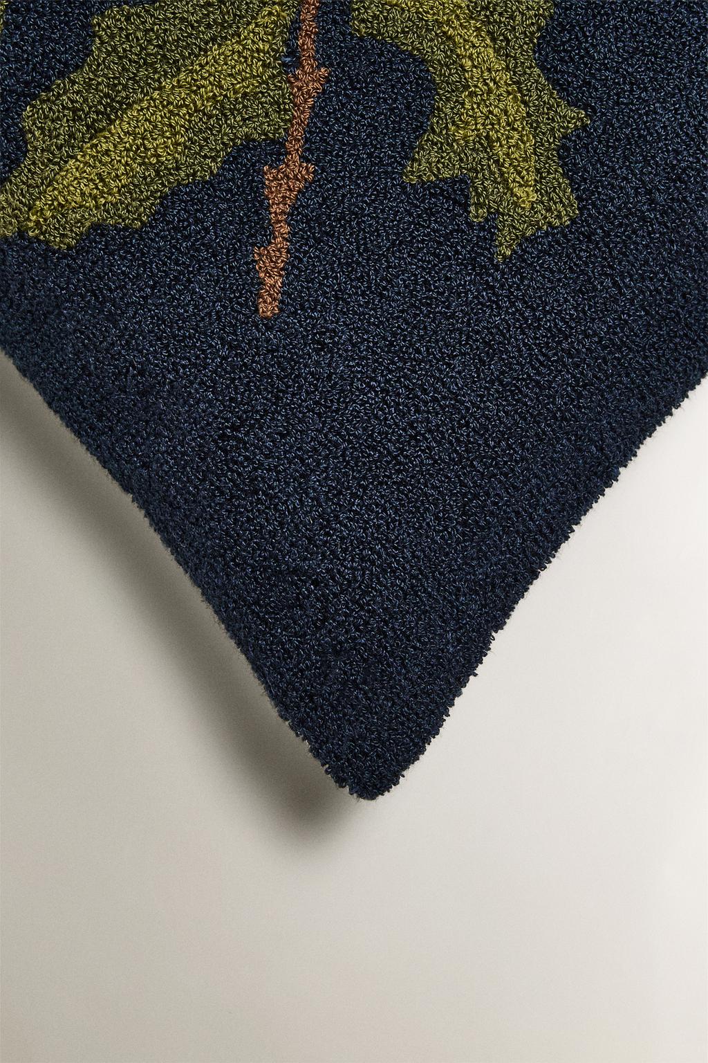 Чехол подушки рождественский плющ