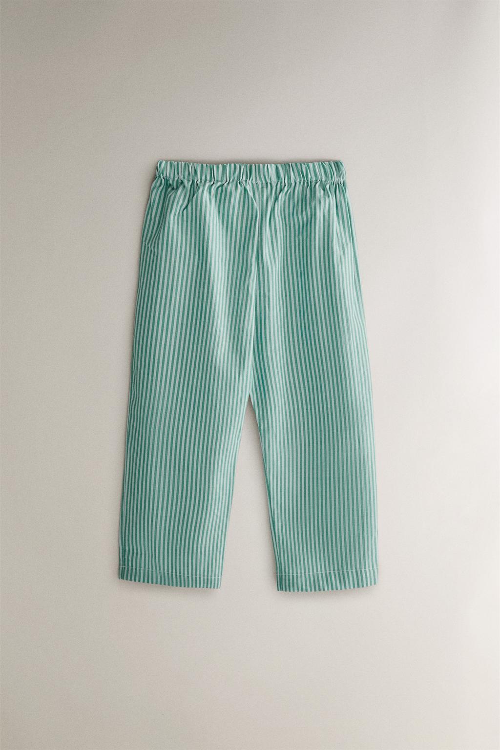 Детский пижамный комплект в полоску