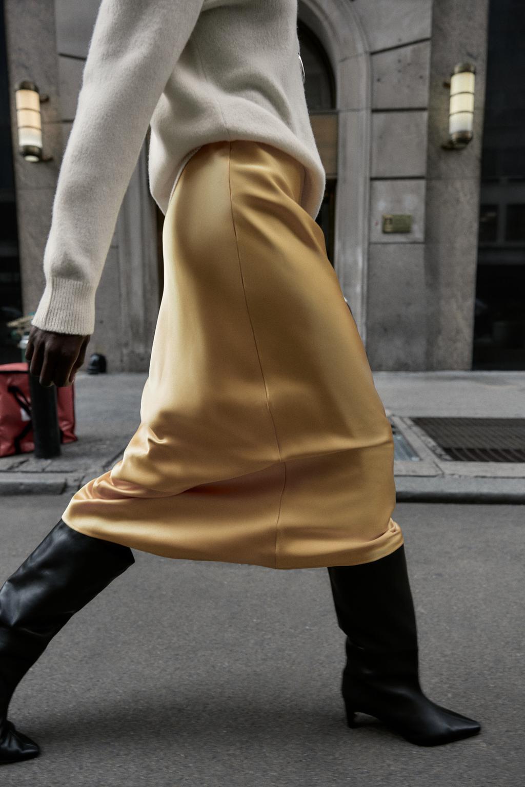 АТЛАСНАЯ ЮБКА МИДИ