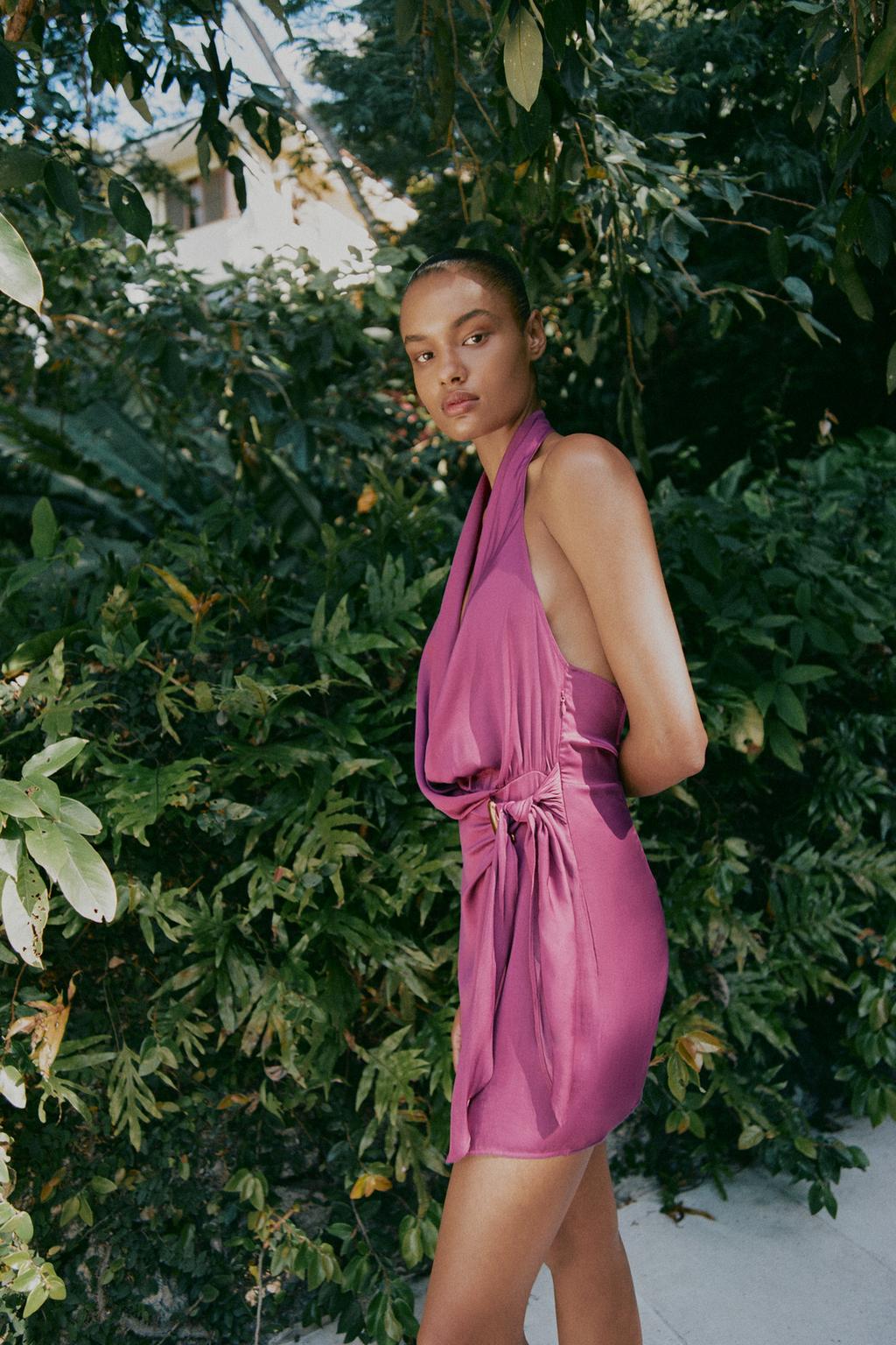 МИНИ-ПЛАТЬЕ ХАЛТЕР С УЗЛОМ