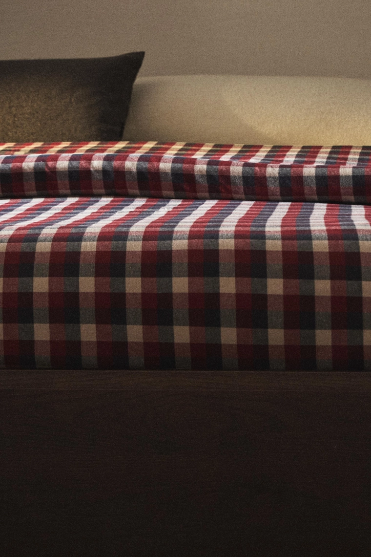 Песочная блузка