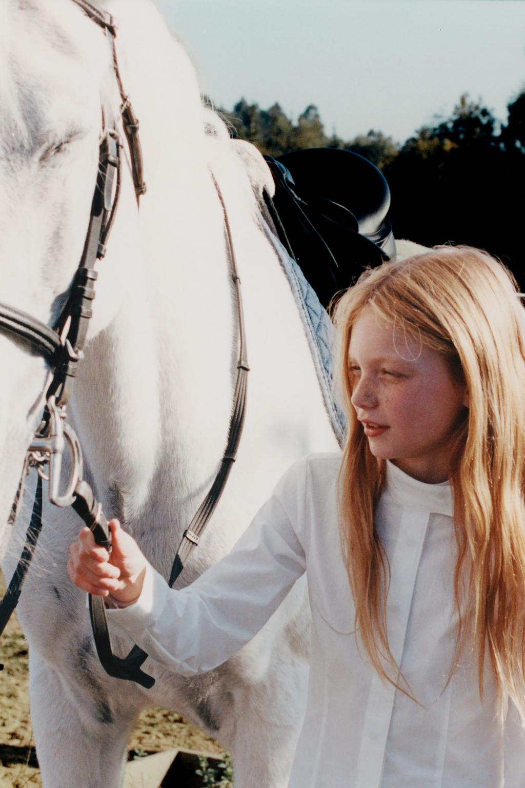 РУБАШКА ИЗ ПОПЛИНА В СТИЛЕ КОННОГО СПОРТА