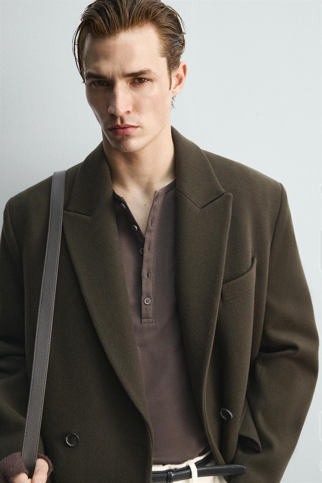 ДВУБОРТНОЕ ПАЛЬТО ИЗ СМЕСОВОЙ ШЕРСТИ. LIMITED EDITION