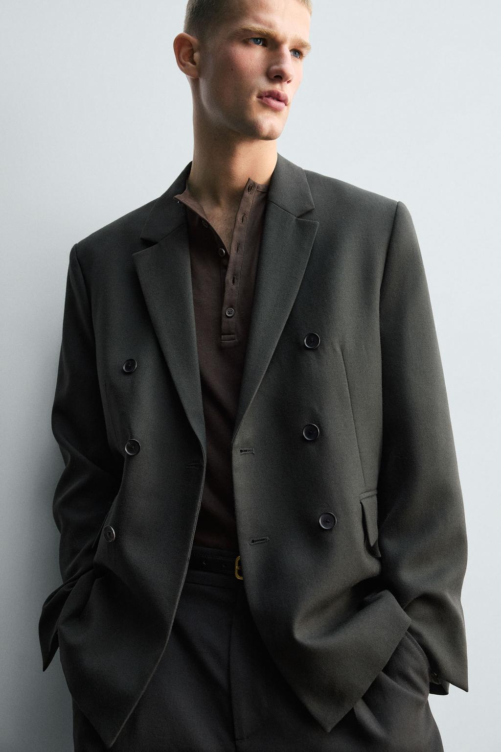 БЛЕЙЗЕР ИЗ 100% ШЕРСТИ, ОГРАНИЧЕННАЯ СЕРИЯ