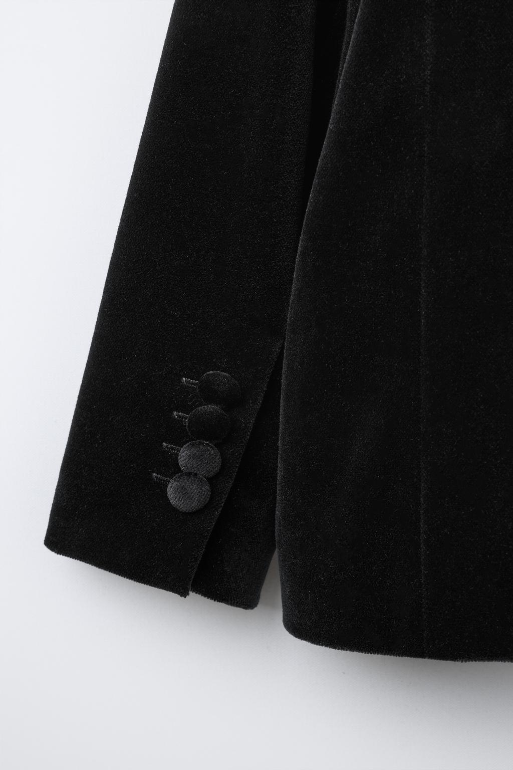 КОСТЮМНЫЙ БЛЕЙЗЕР ИЗ БАРХАТА