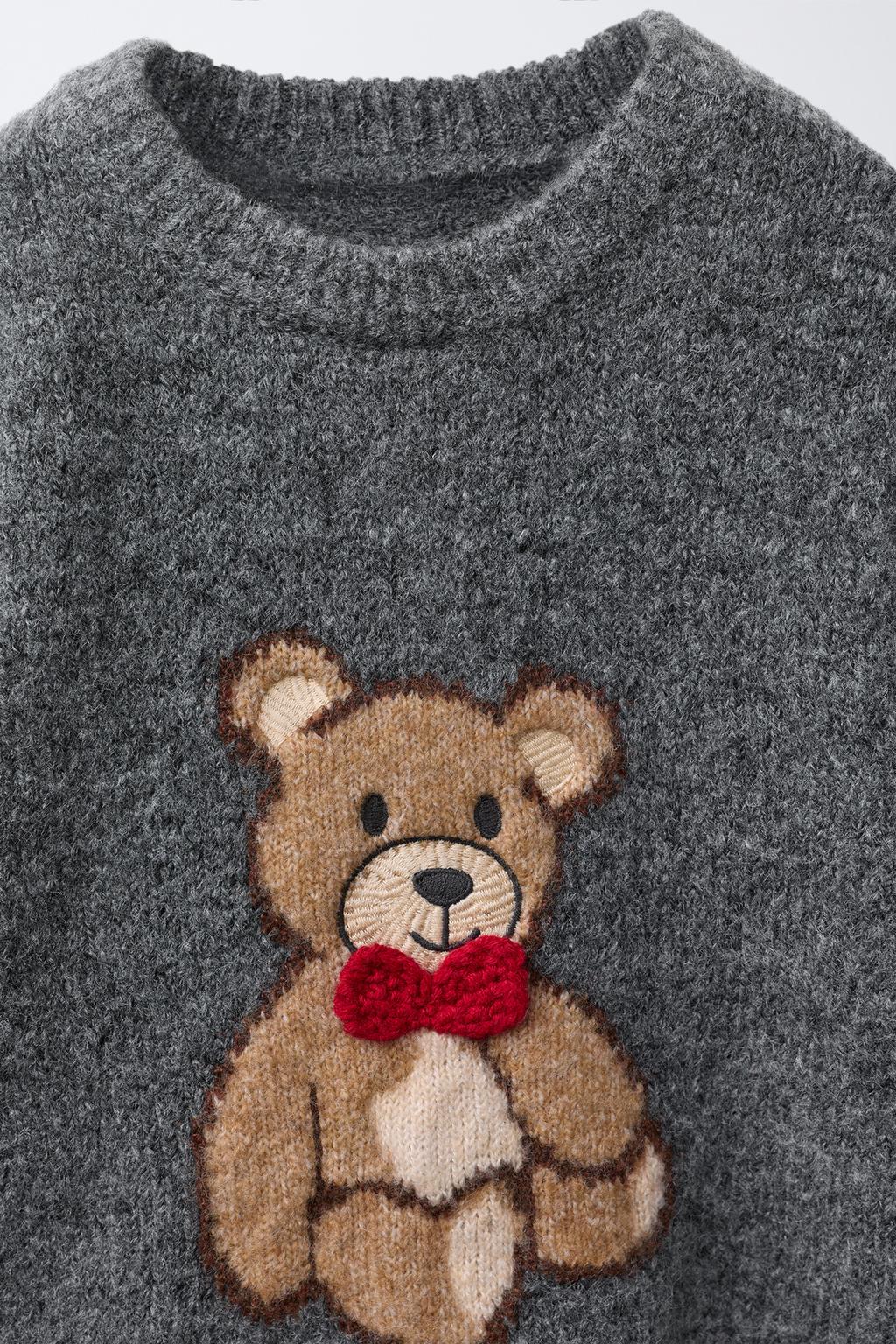 ВЯЗАНЫЙ ДЖЕМПЕР С МЕДВЕДЕМ