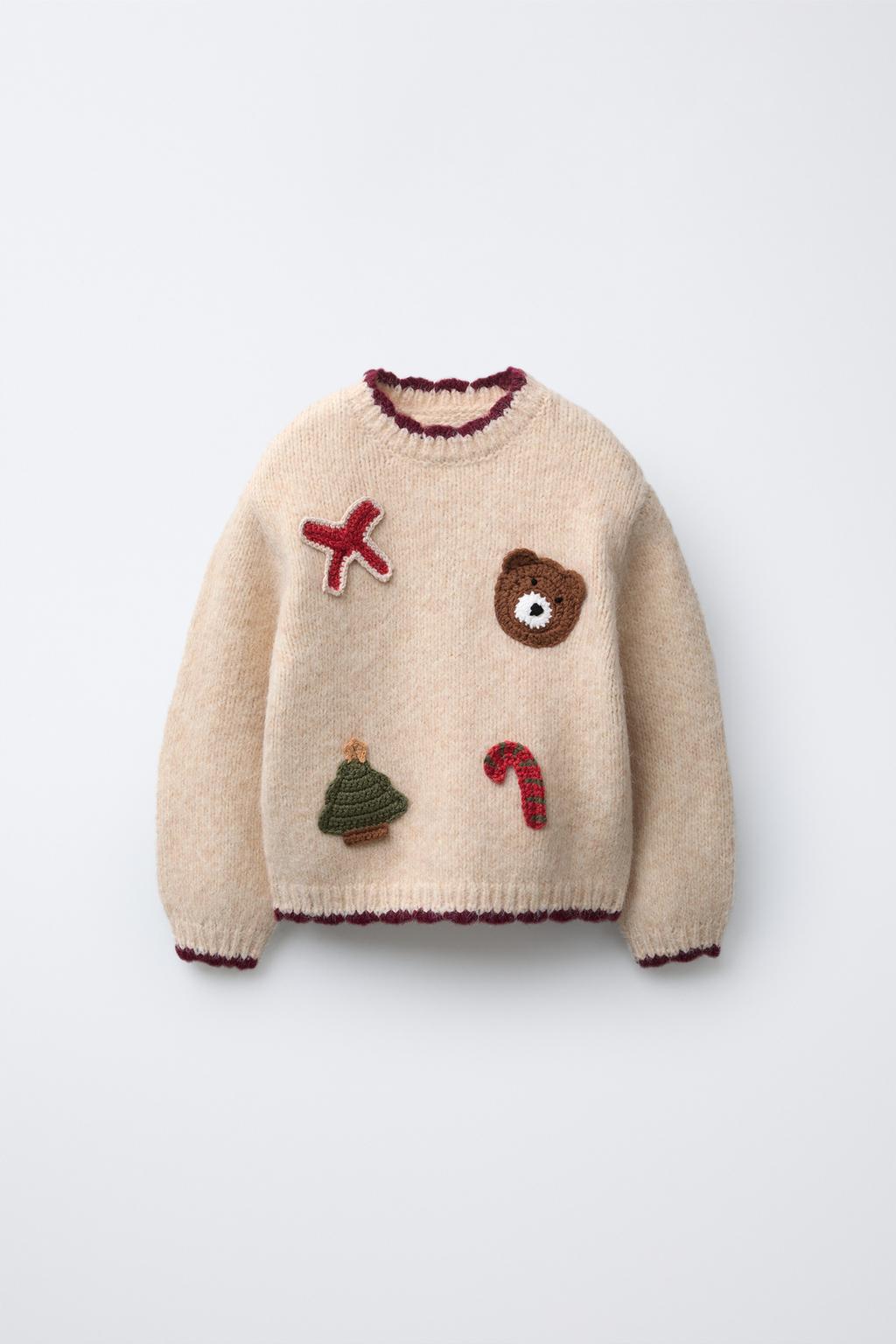 ВЯЗАНЫЙ ДЖЕМПЕР С НАШИВКАМИ КРЮЧКОМ