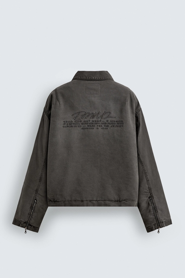 УКОРОЧЕННАЯ КУРТКА CROPPED FIT С ВЫШИВКОЙ