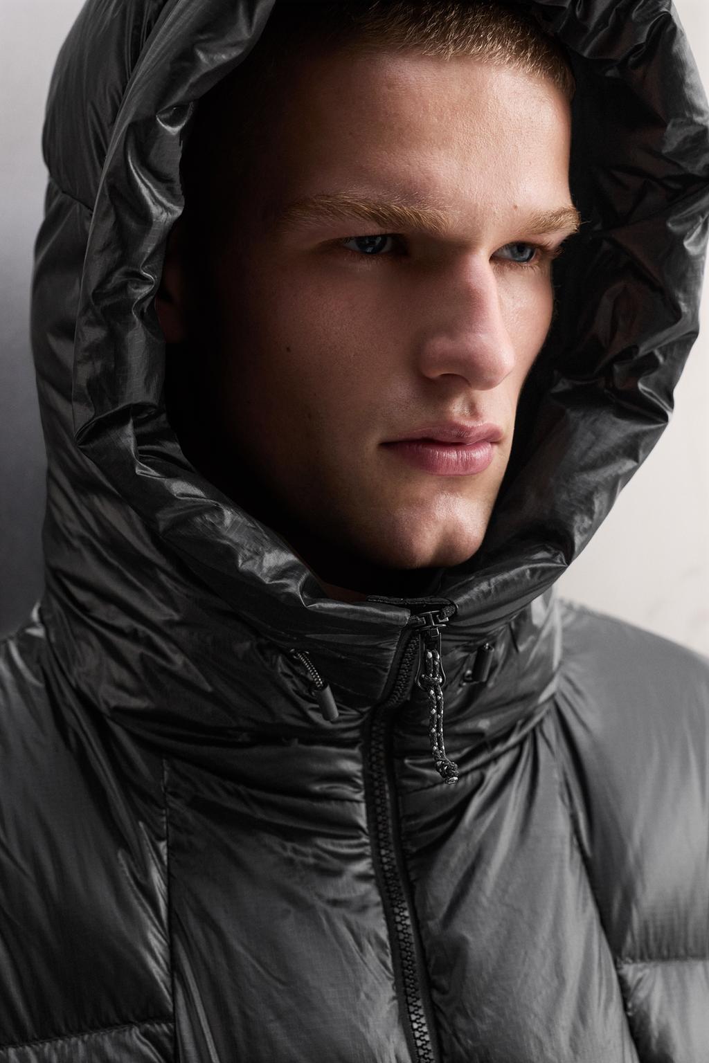 СТЕГАНАЯ КУРТКА С НАПОЛНИТЕЛЕМ ИЗ 100% ПЕРА