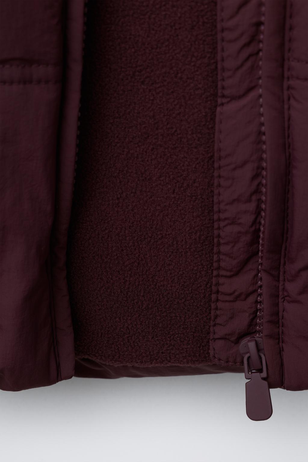 СТЕГАНОЕ ПАЛЬТО С КАПЮШОНОМ WATER REPELLENT