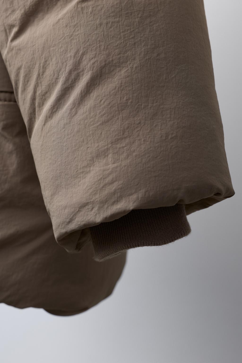 СТЕГАНОЕ ПАЛЬТО С КАПЮШОНОМ WATER REPELLENT