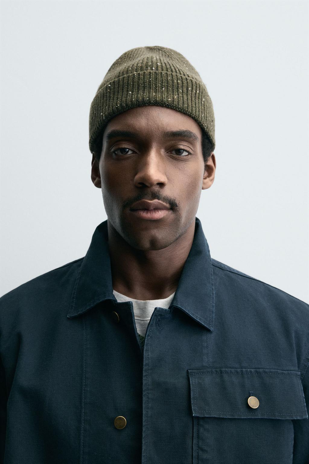 ШАПКА ИЗ РЕЛЬЕФНОЙ ПРЯЖИ