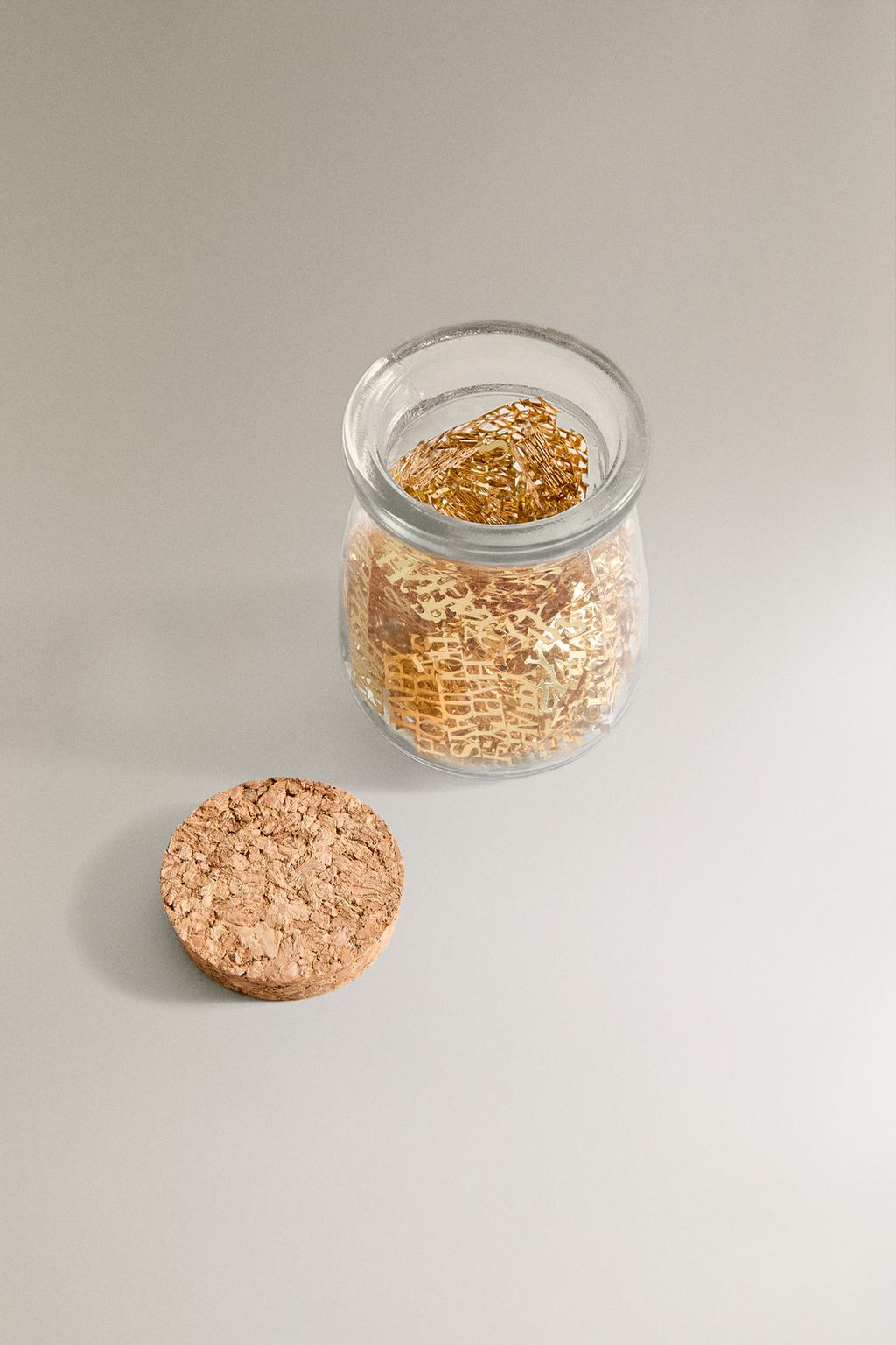 Блестящая рождественская конфетти в форме снежинок