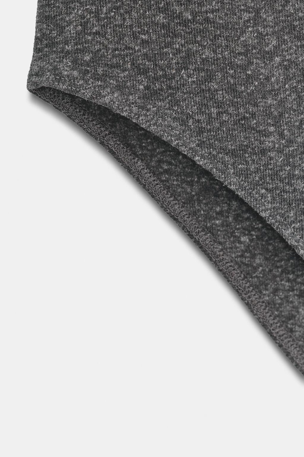 МЯГКОЕ БОДИ С ВОРОТНИКОМ-СТОЙКОЙ