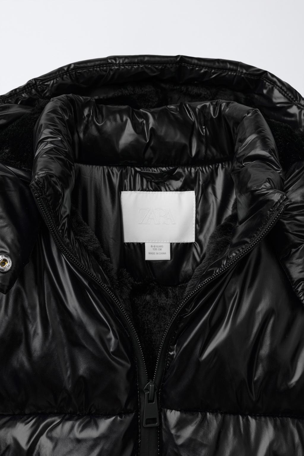 SHINY HOODED PUFFER JACKET WITH FAUX FUR LINING