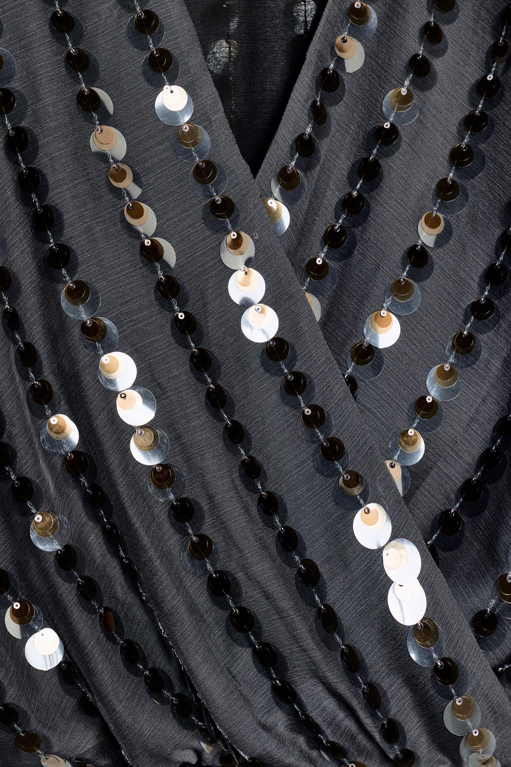 БОДИ С ПАЙЕТКАМИ