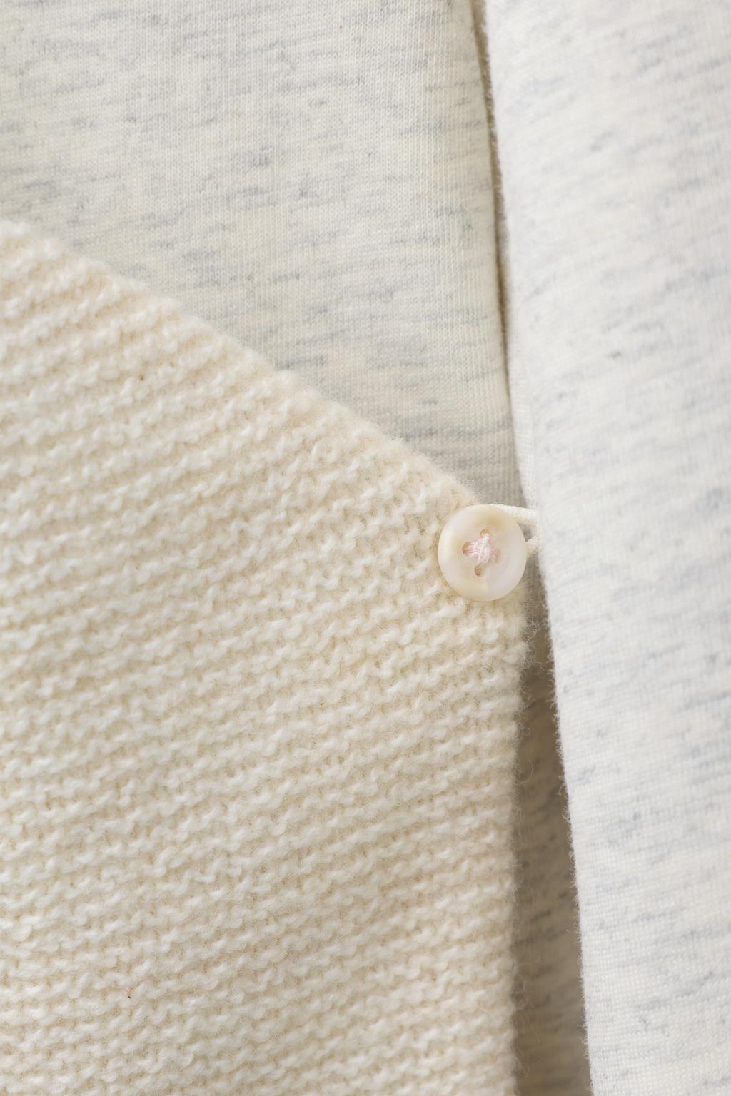 ПАЛЬТО С КАПЮШОНОМ И ЗАСТЕЖКАМИ-ТОГГЛ