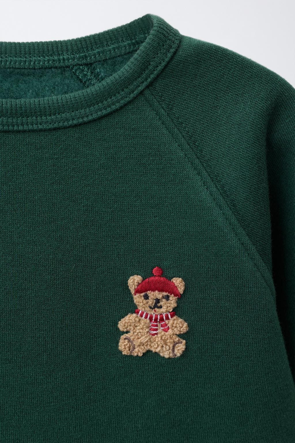 КОМПЛЕКТ ТОЛСТОВКА С МАХРОВОЙ НАШИВКОЙ И БРЮКИ-ДЖОГГЕРЫ