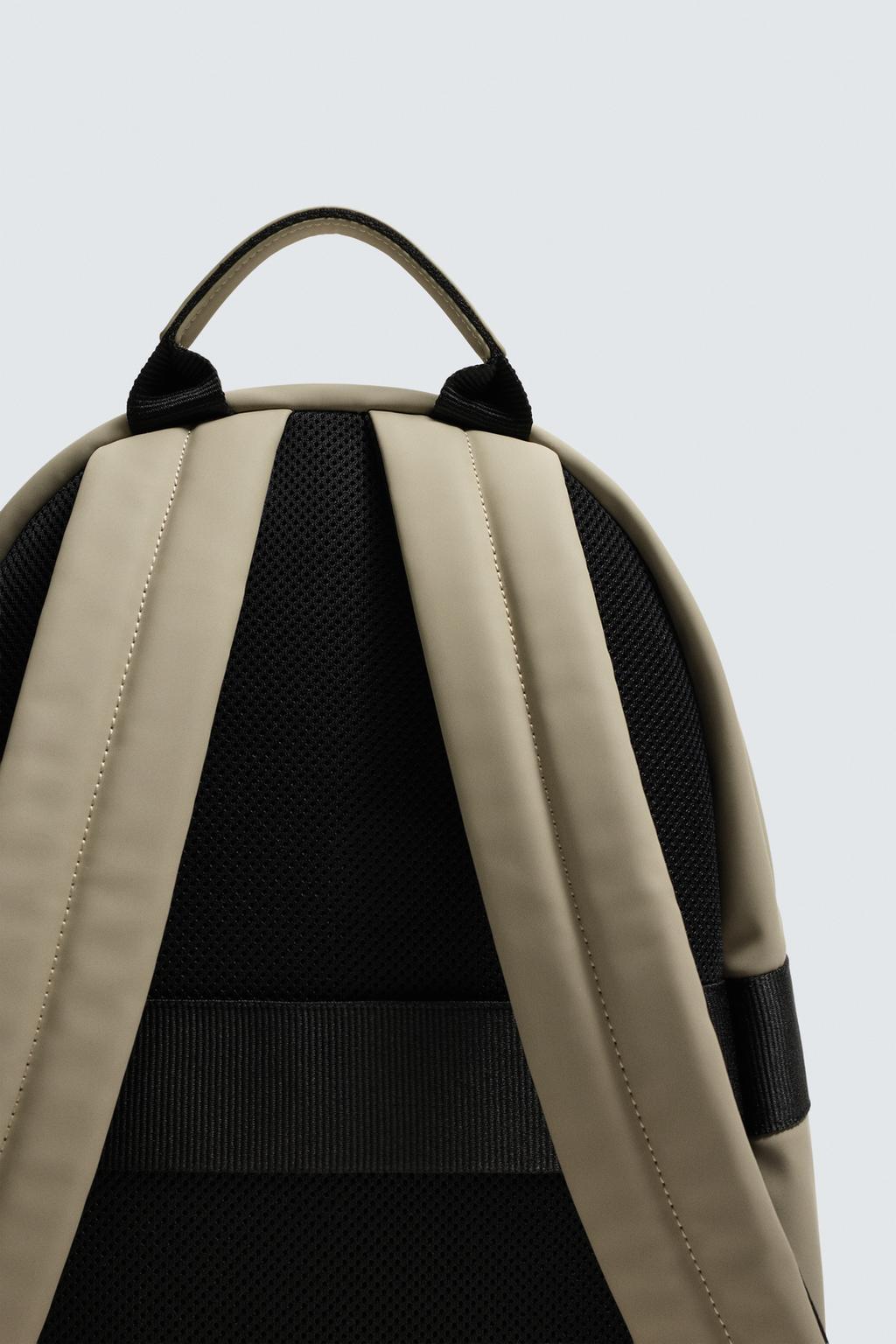 ПРОРЕЗИНЕННЫЙ РЮКЗАК