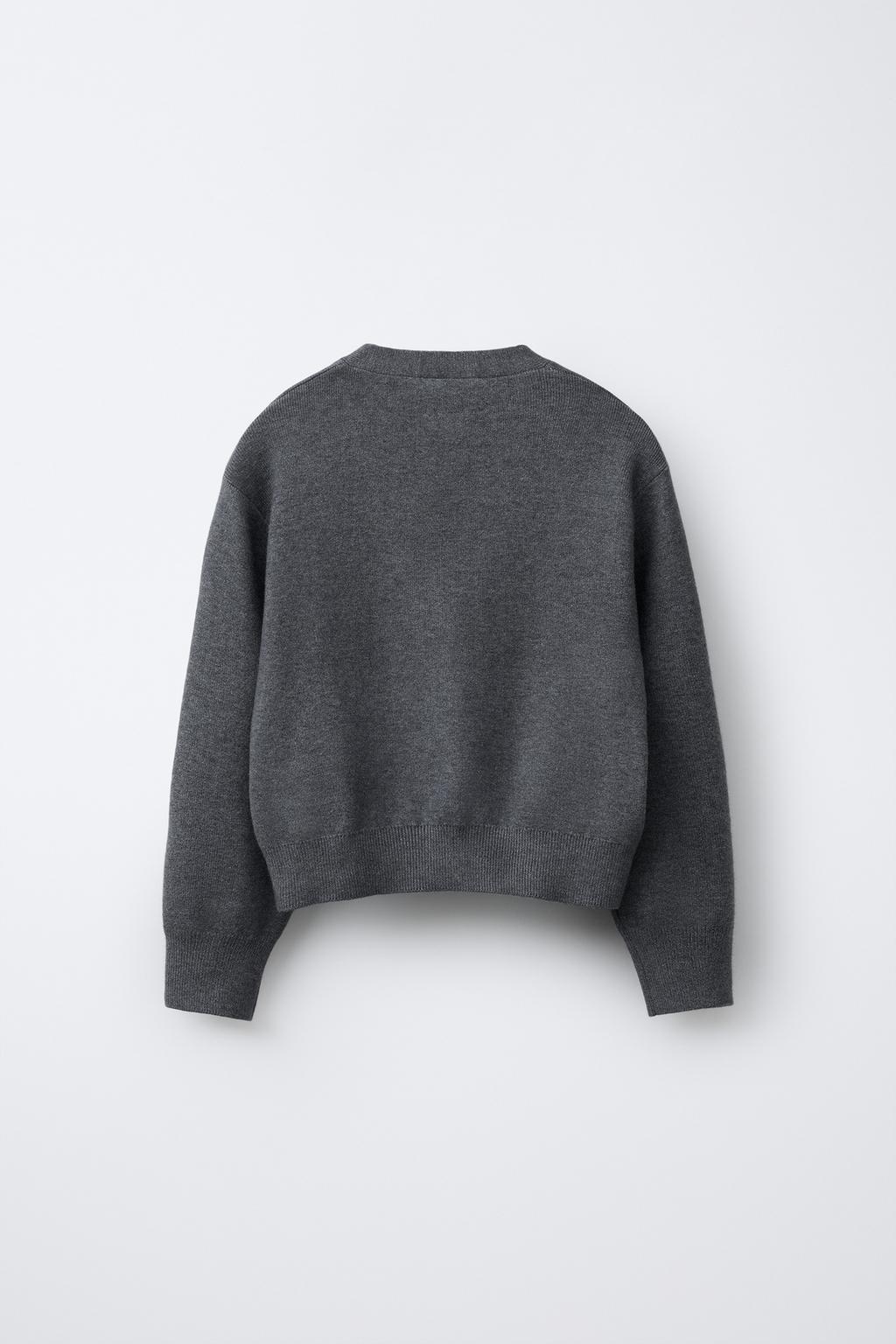 ВЯЗАНЫЙ ЖАКЕТ