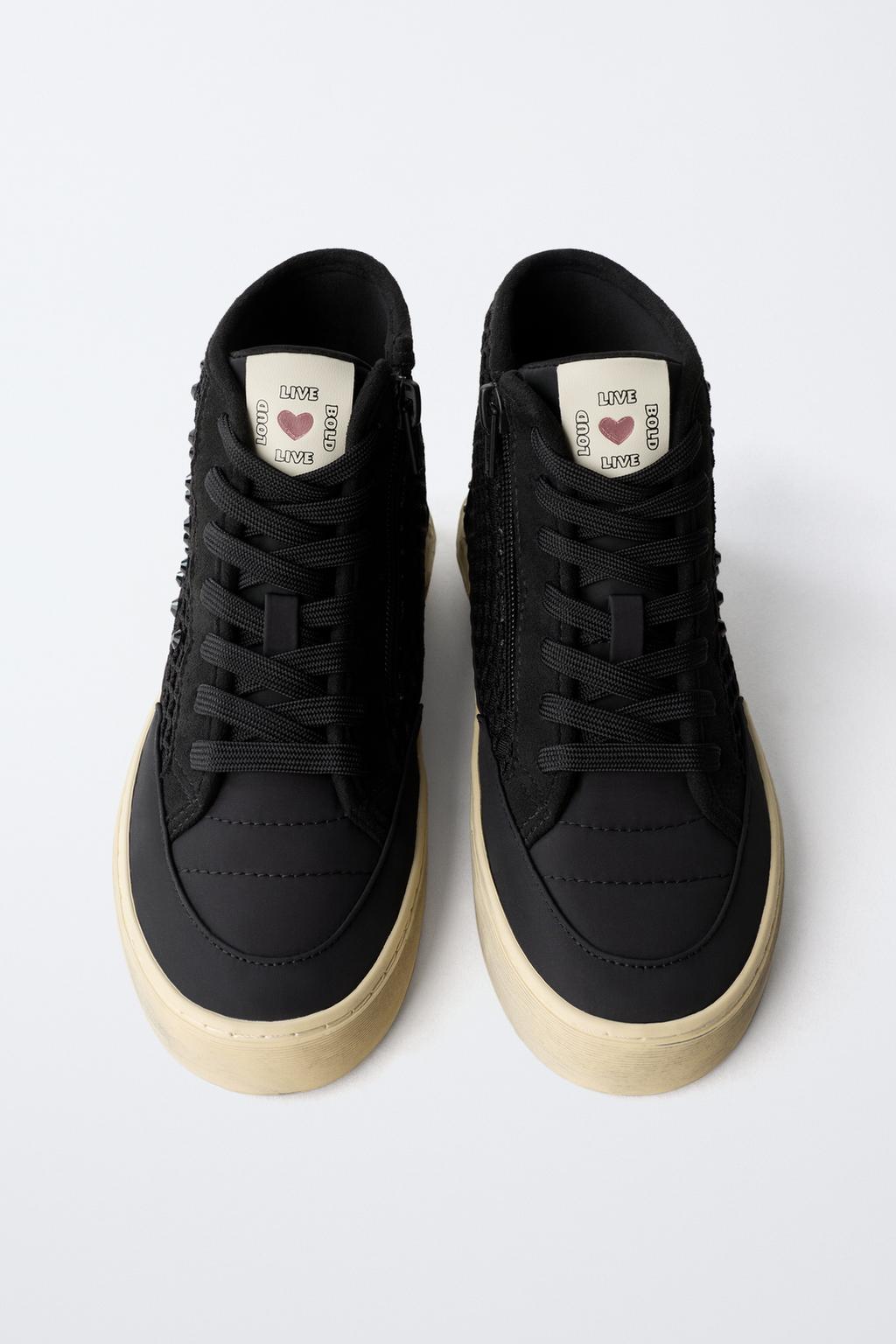 ВЫСОКИЕ КЕДЫ СО СТРАЗАМИ