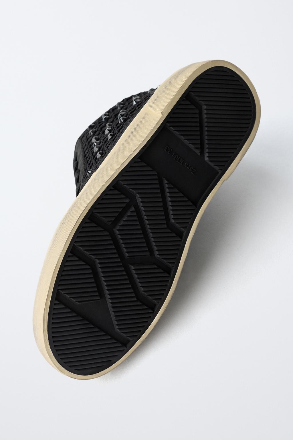 ВЫСОКИЕ КЕДЫ СО СТРАЗАМИ